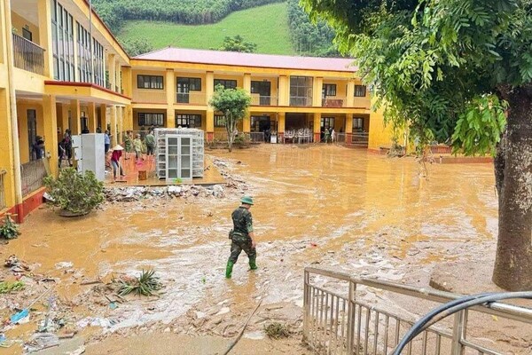 Flood affected school in Nepal