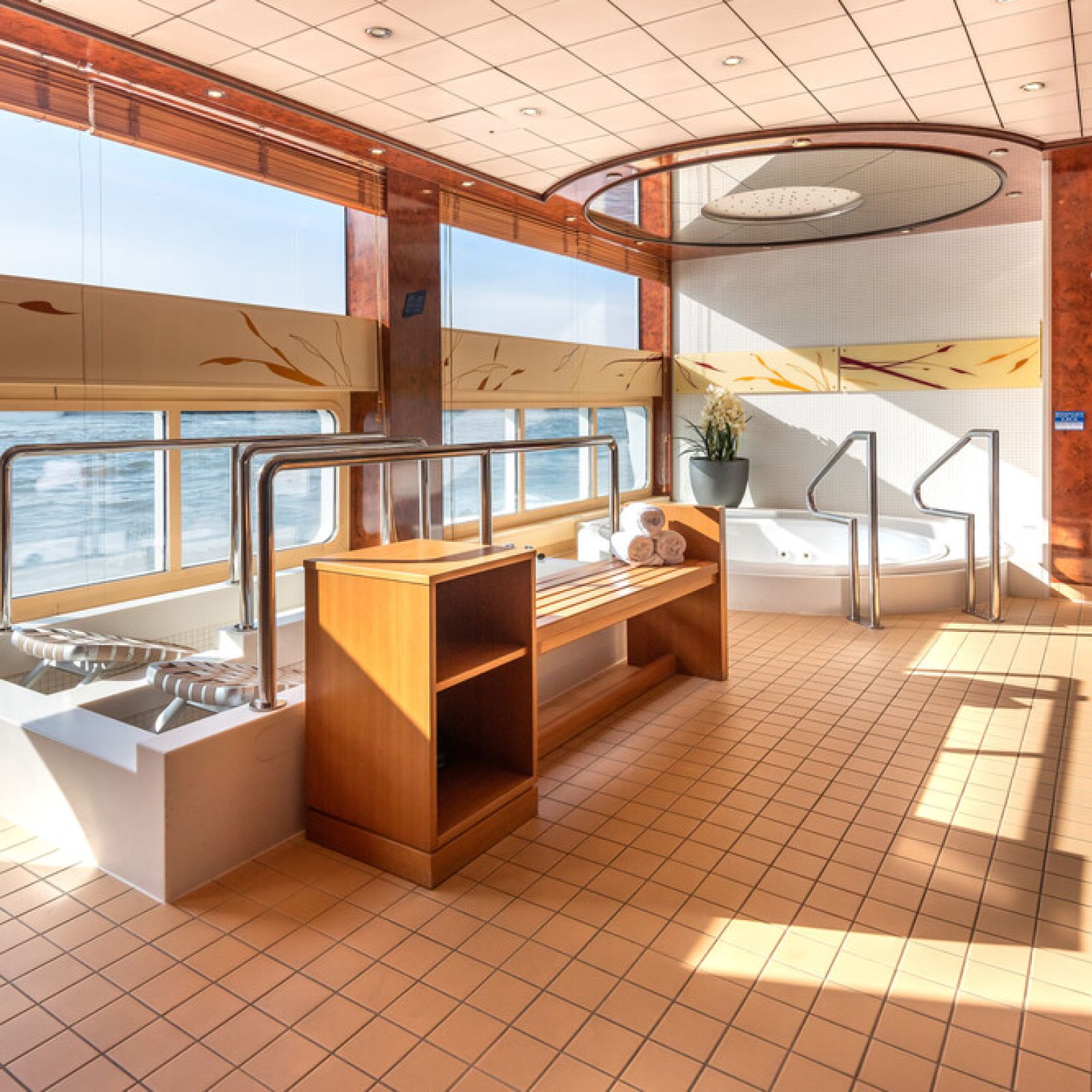 River Crown 22