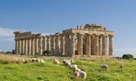 Passage from the Peloponnese to Sicily