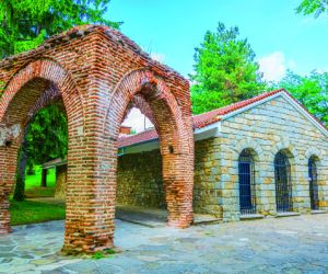 Thracian tomb, Kazanlak