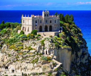 Church of Santa Maria dell'Isola, Tropea