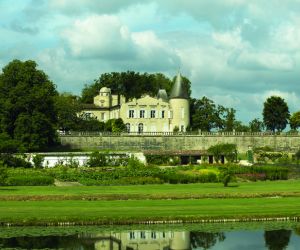 Château Lafite Rothschild on the Route des Châteaux