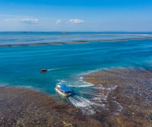 Exploring Montgomery Reef