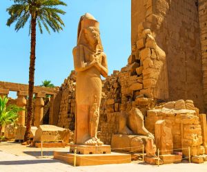 Ramesses II statue and Karnak Temple, Luxor