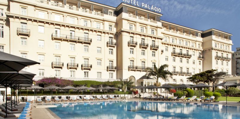 Hotel Palacio and Pool