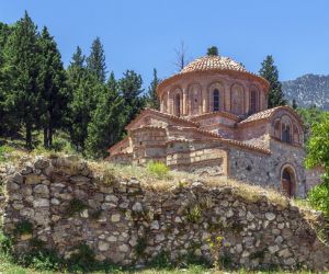 Church of Agioi Theodoroi in Mystras